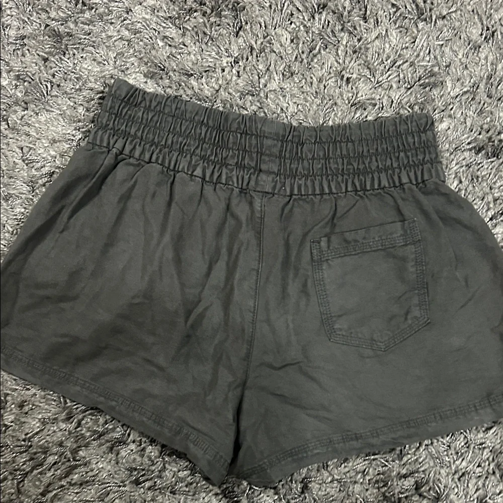 Aerie High Waist Charcoal Shorts - Picture 3 of 3
